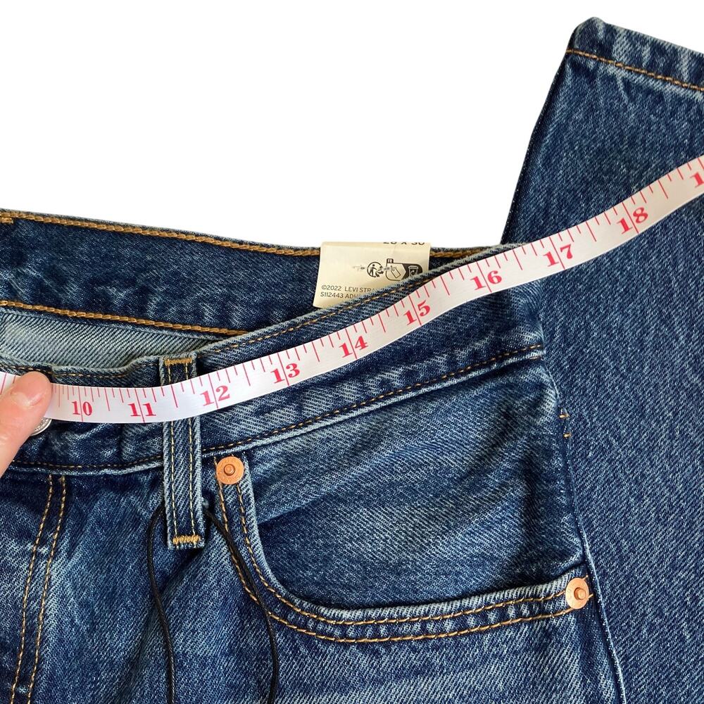 Levi’s Premium Sz 28x30 501 '90s Women's Jeans in Flash Full Dark Wash Retro - Picture 12 of 16